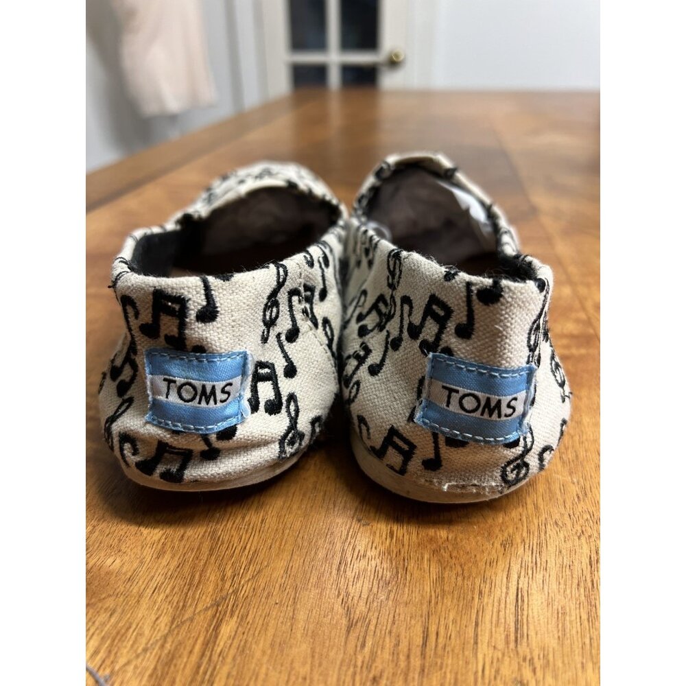 Tom’s Women’s 8 Venice Collection Off White Music Notes Canvas Shoes Sneakers - Picture 5 of 8